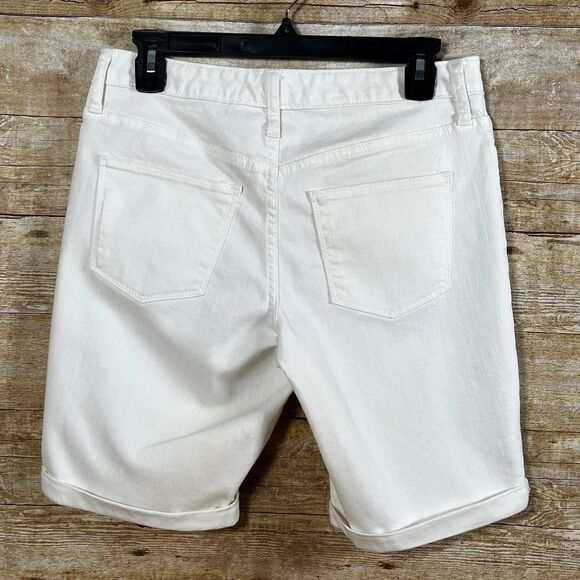UNIVERSAL THREAD HIGH RISE WHITE SIZE 6/28R CUFFED BERMUDA SHORTS CASUAL CLASSIC - Picture 2 of 5